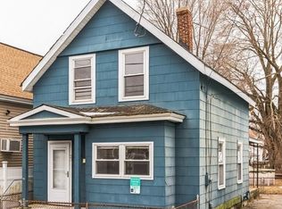 23 Anderson St, Lowell, MA 01852
