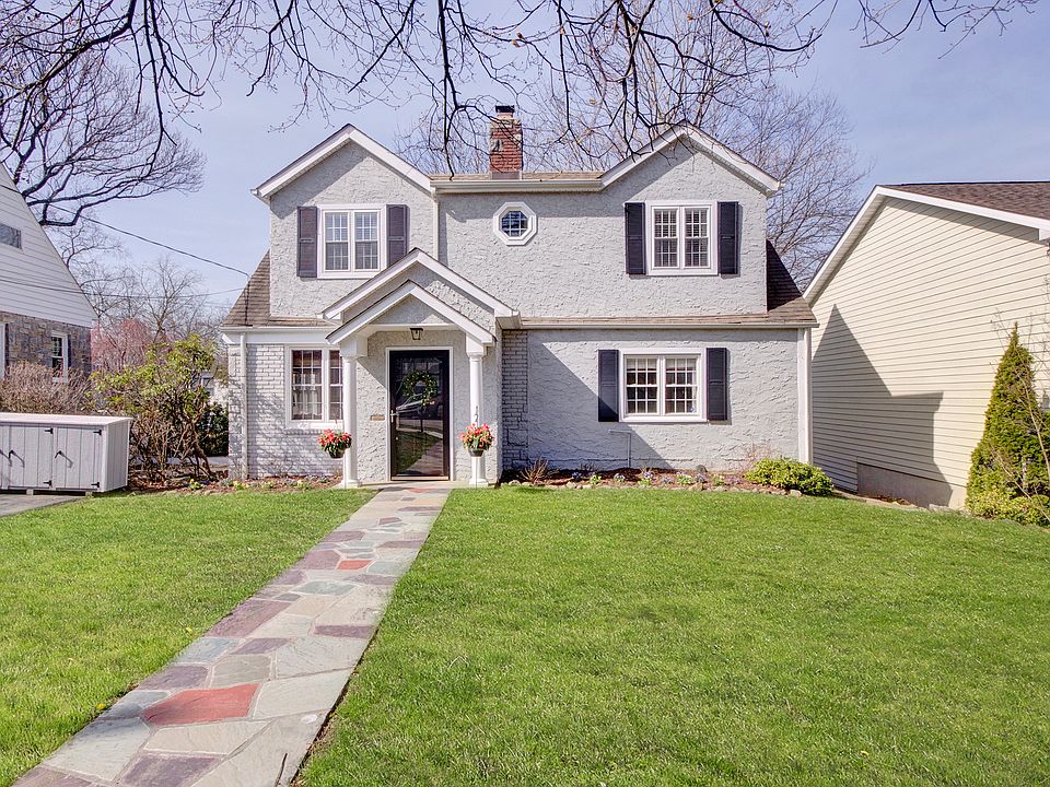 1st image of 246 Knollwood Ave
