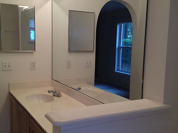 3rd image of 9160 Upstream Ct