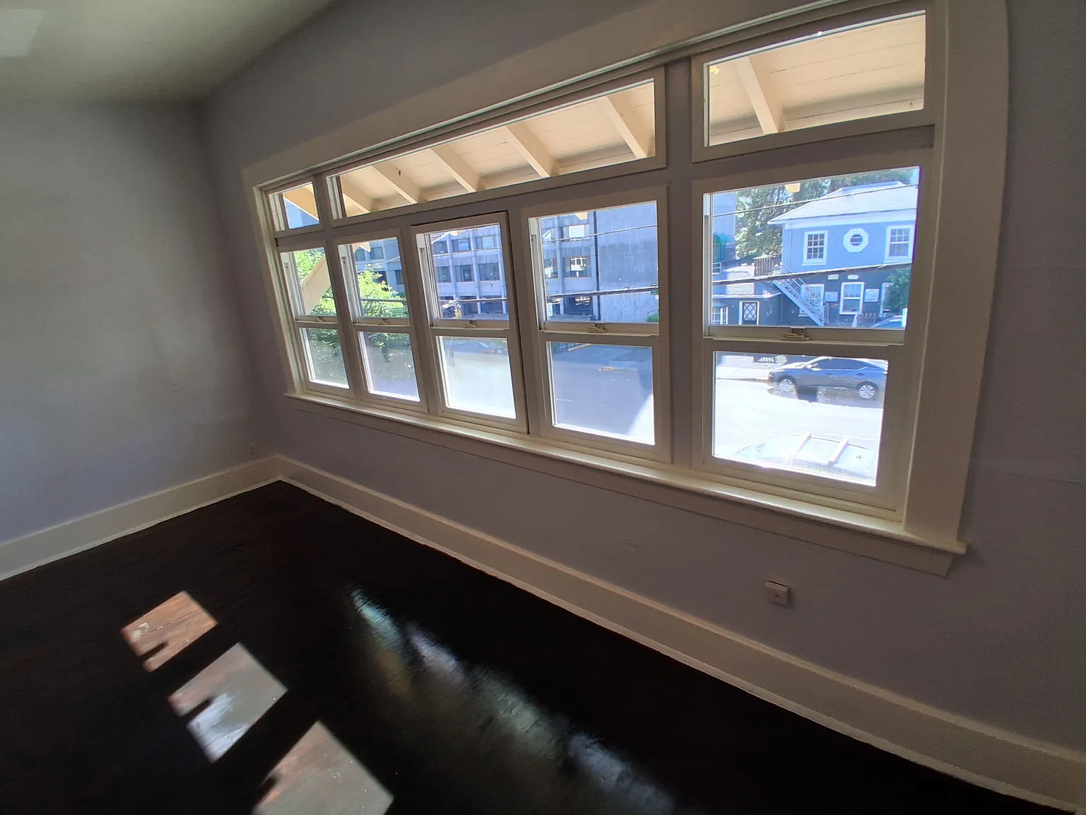 Studio, 215 sqft, $875 — Photo 3
