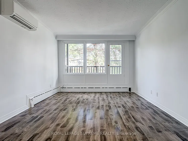 79 Lanark Ave #1 — Photo 5