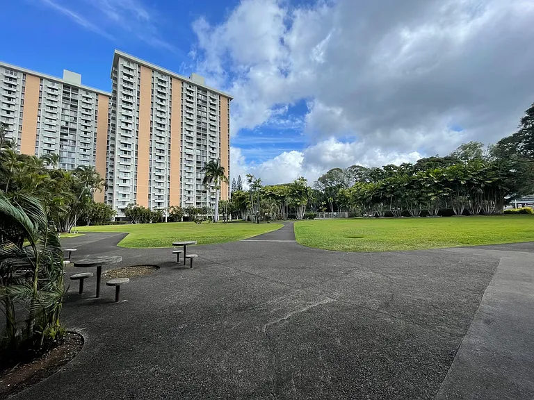 1511 Nuuanu Ave #235 — Photo 3