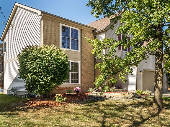 3rd image of 8137 Pelham Dr