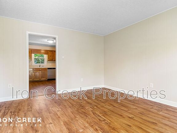 3rd image of 250 Avena Rd #11