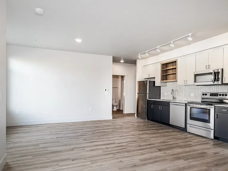 The Eliana Apartments — Photo 27