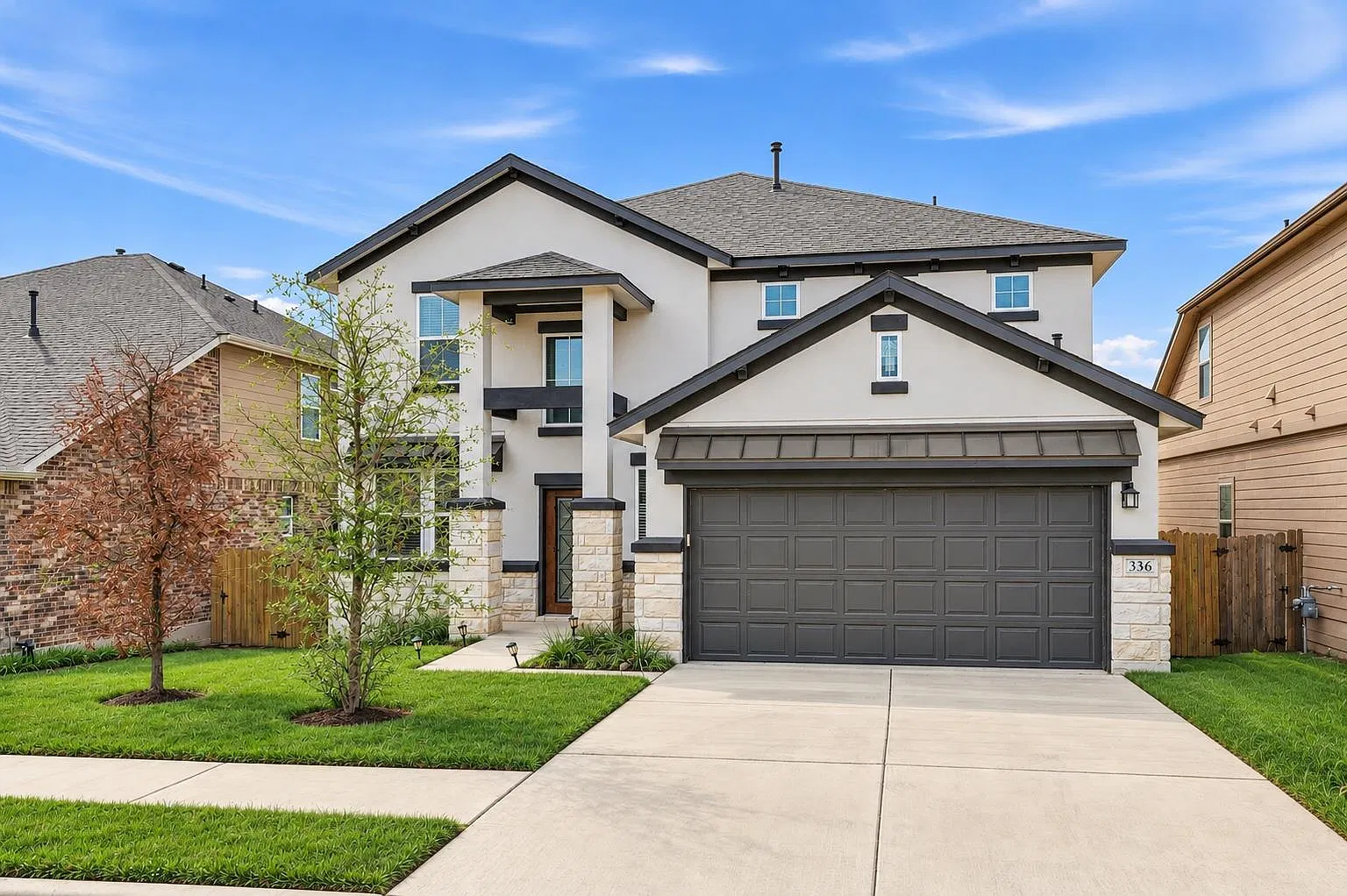 5 bed, 3.5 bath, 2566 sqft, $2,990 — Photo 1