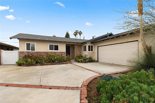 1429 E Lomita Ave Photo 1