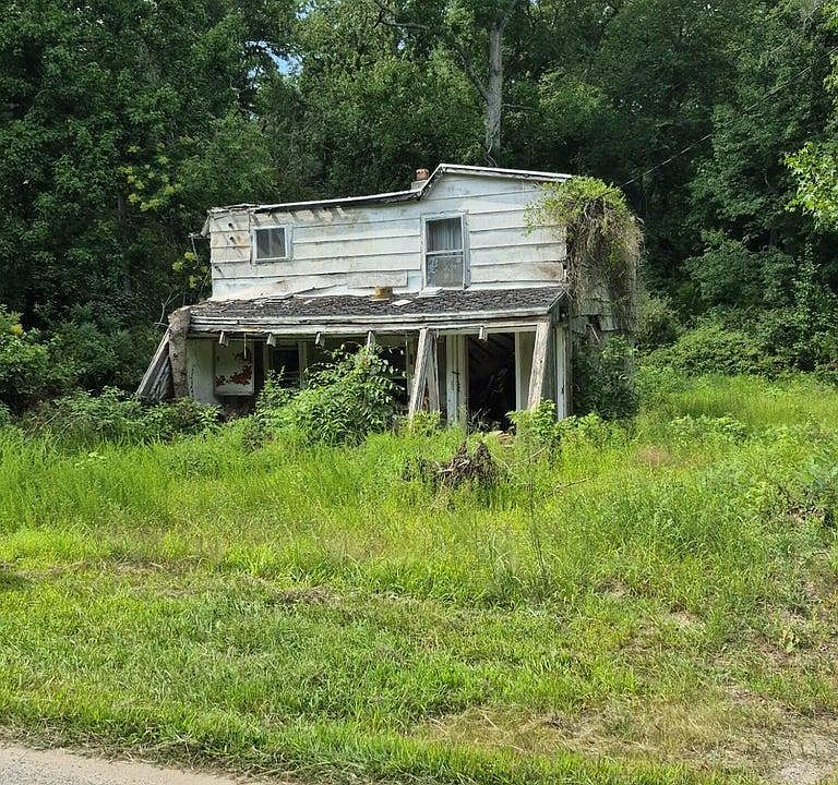 1st image of 112 Sheppard Davis Rd