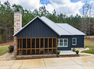 284 Harbor View Blvd, Dadeville, AL 36853