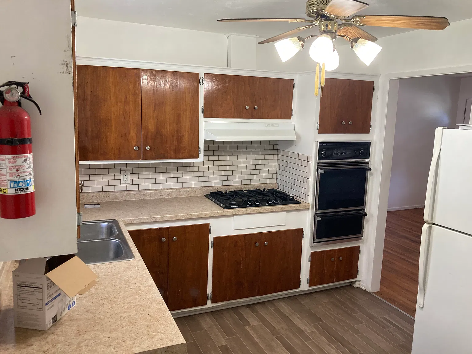 2 bed, 792 sqft, $1,460 — Photo 4