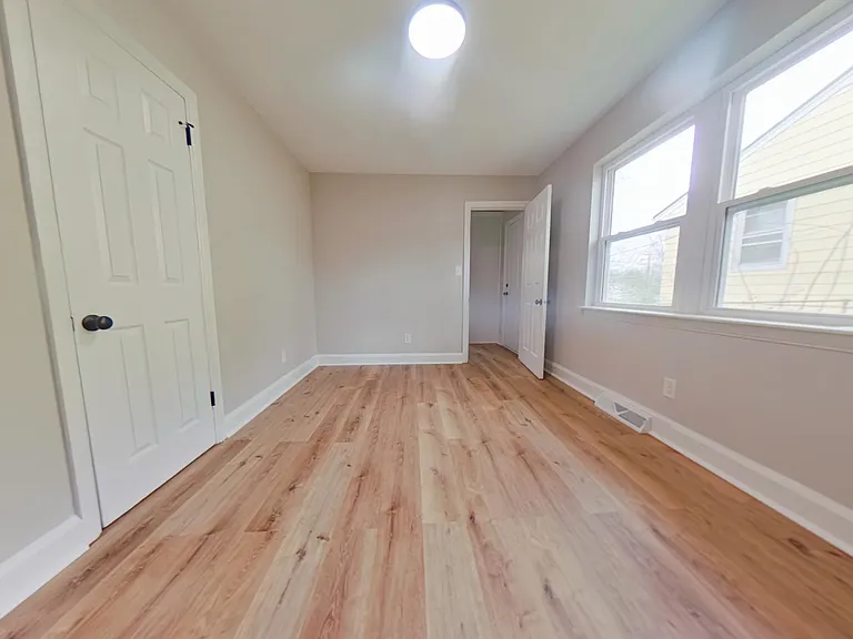 1508 N Hamilton St — Photo 10