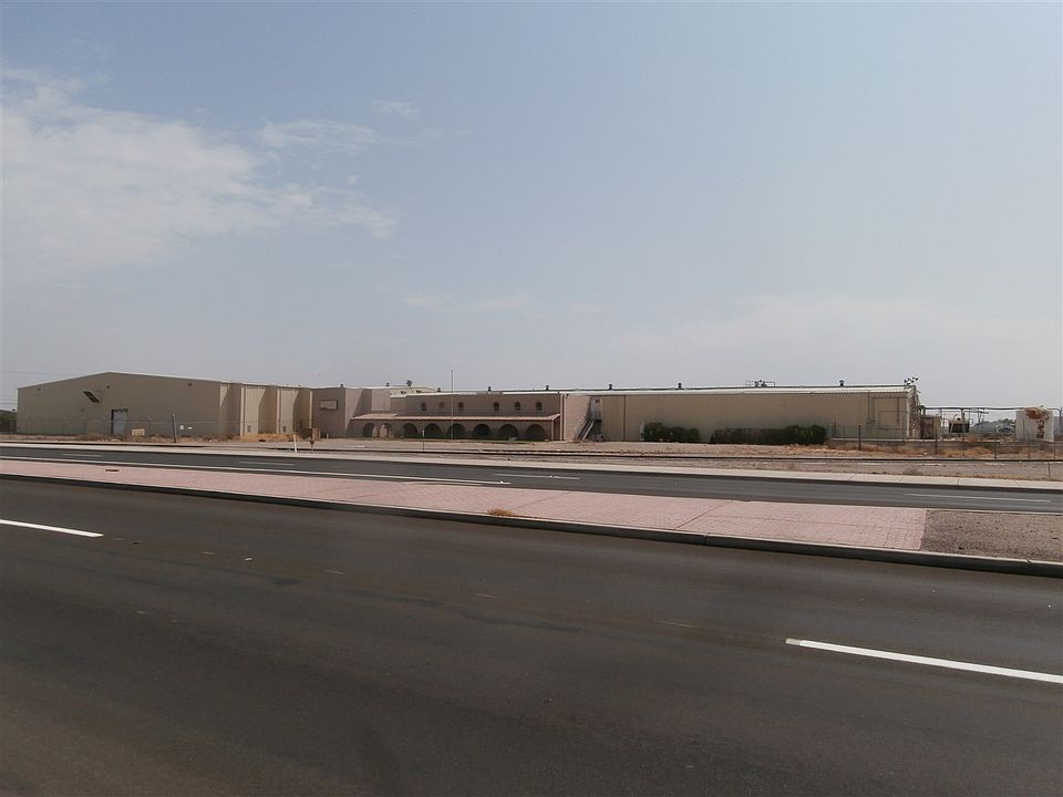 1st image of 3045 S Avenue 3 E