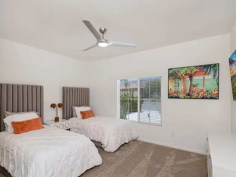 65161 Rolling Hills Dr — Photo 24