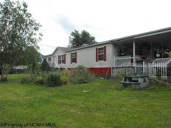 3rd image of 205 Cadillac Dr