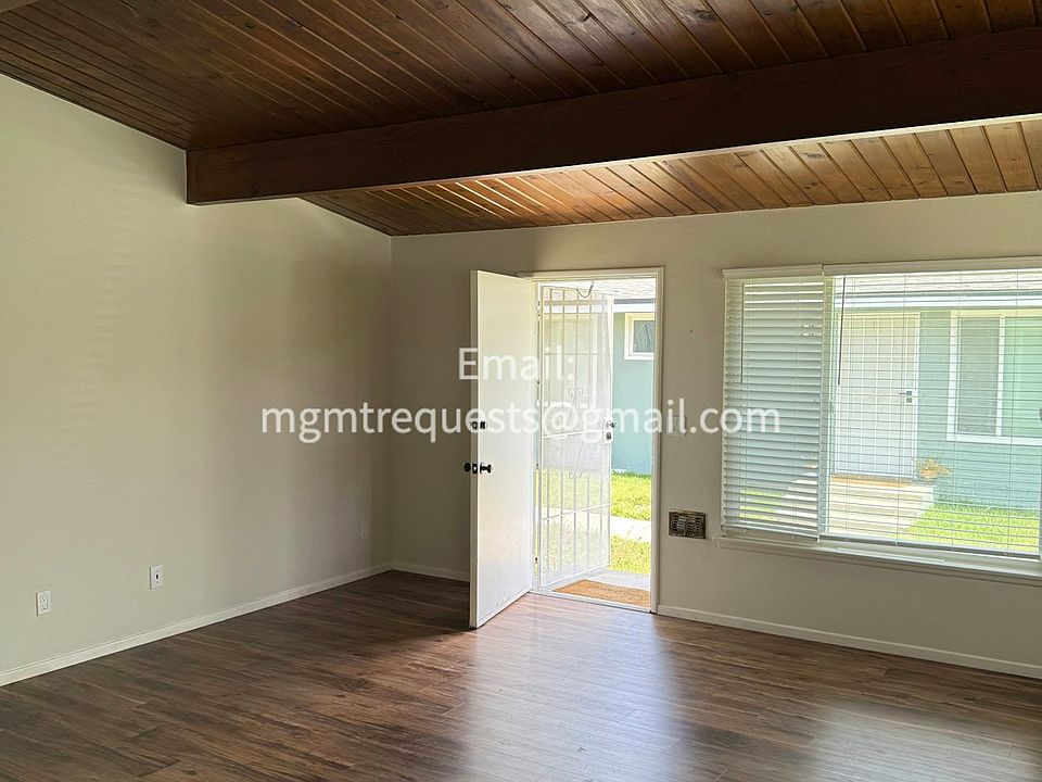 Living Room - Facing Out
