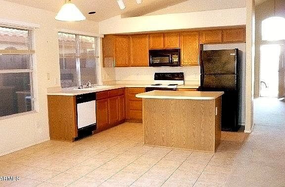 4th image of 9548 W Mary Ann Dr