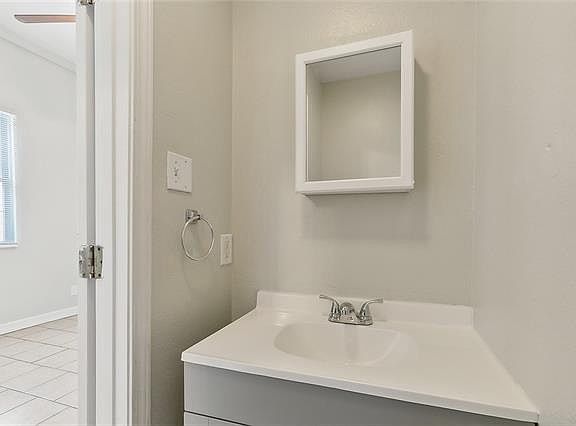 5th image of 1517 Mandeville St
