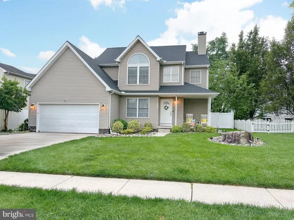 121 Chestnut Dr, Elkton, MD 21921