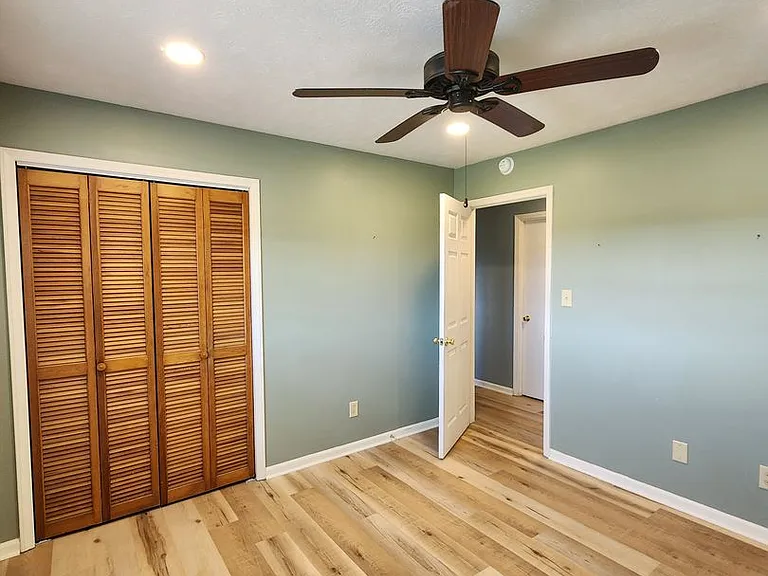 917 Olivette Rd — Photo 12