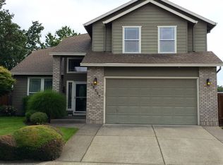 20517 NE Lakeside Dr, Fairview, OR 97024