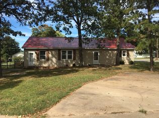 103 W 3rd St, Jay, OK 74346