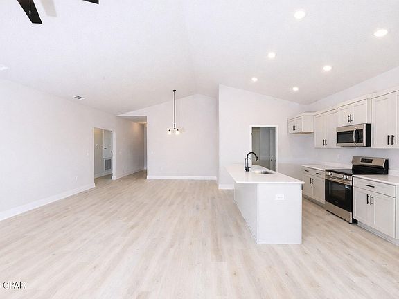 5th image of 5133 Salvation St