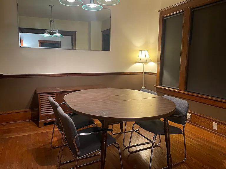 924 Park Ave — Photo 7