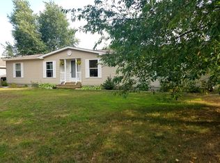 5953 Main St NW, Rapid City, MI 49676
