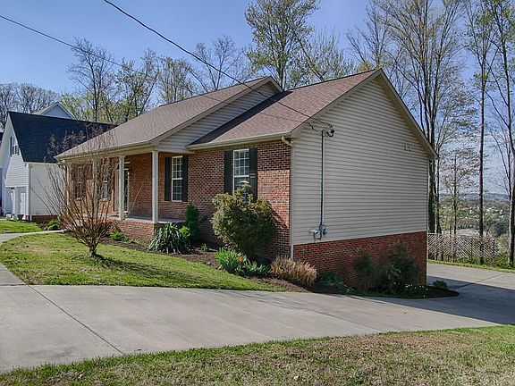 2nd image of 4819 Tomache Dr