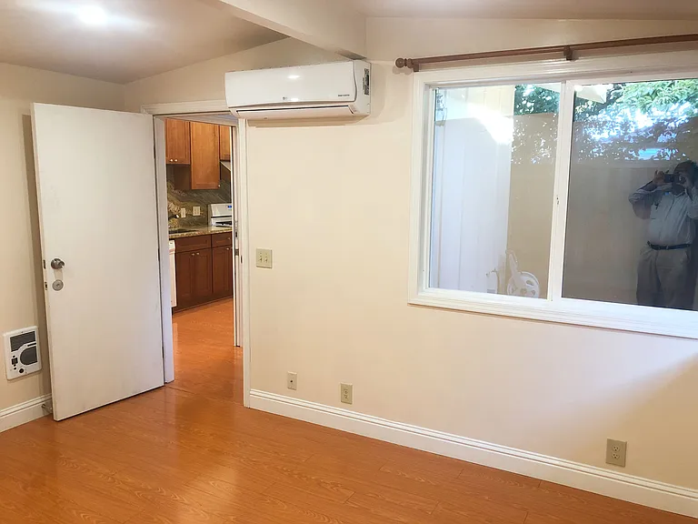 10592 Culbertson Dr — Photo 6