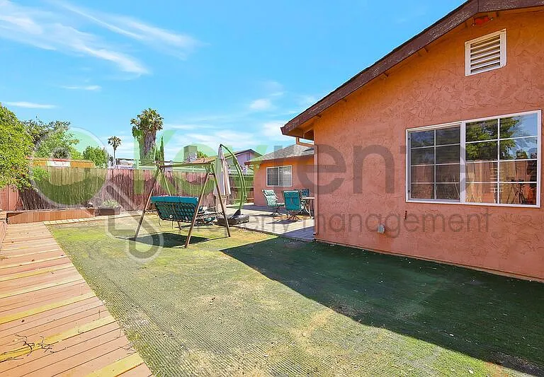 7137 Reyn Oaks Way — Photo 33