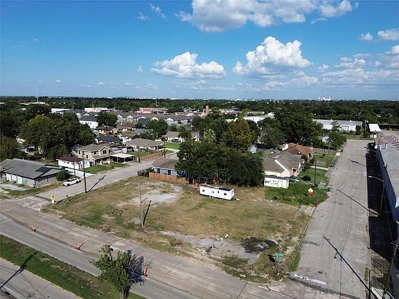 3rd image of 0 Lockwood Dr