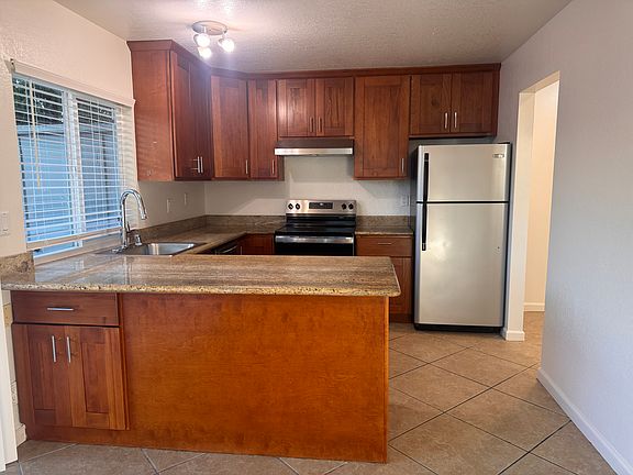 3rd image of 289 Palacio Royale Cir