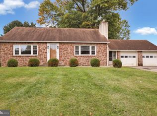 1706 Valmont Dr, Coatesville, PA 19320