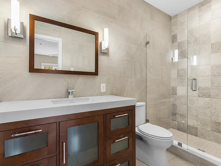 43 Cornwall St #B — Photo 21