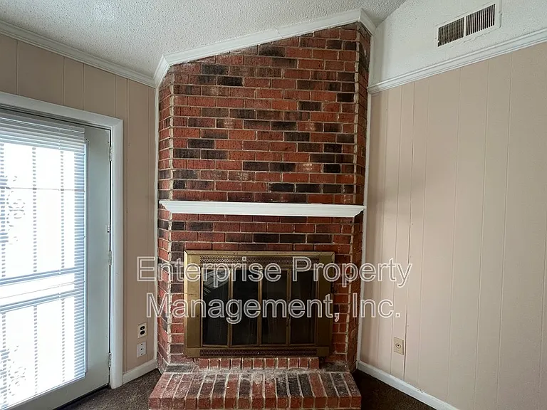 5312 Plover Dr — Photo 4