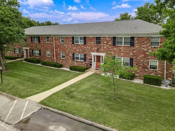 3129 Roger Williams Dr APT F, Bridgeton, MO 63044