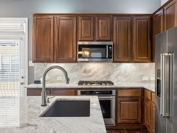 5740 Robbie Rd, Plano, TX 75024