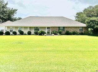 2720 S Bank Ln, Vacherie, LA 70090
