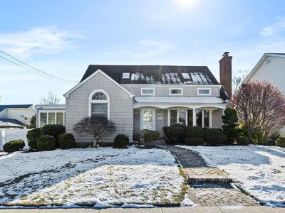 2170 Waltoffer Avenue, Bellmore, NY, 11710