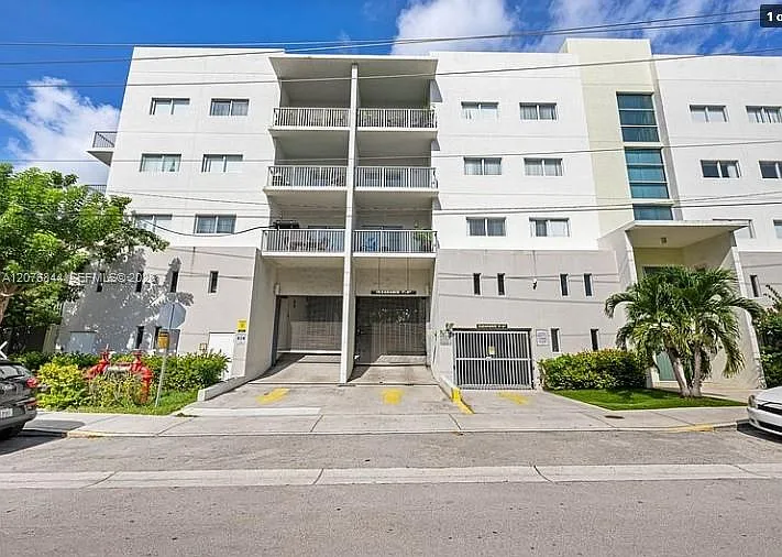 Brickell Riverview — Photo 1