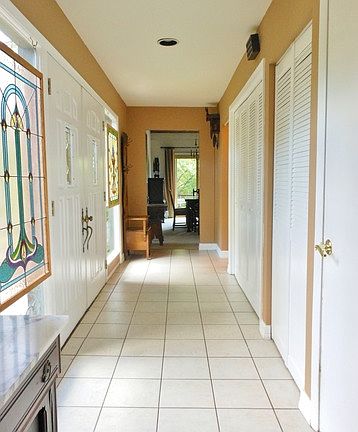 5th image of 1295 Margate Ln