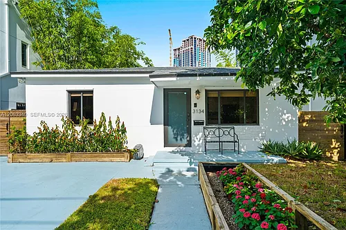 3134 Carter St #1 Photo 1