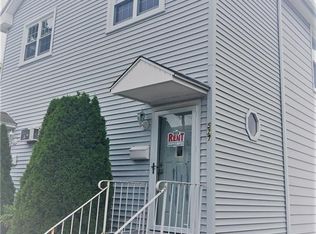 527 Wayne St, Bridgeport, CT 06606