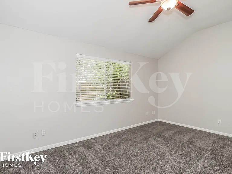 7610 San Benito Dr — Photo 7