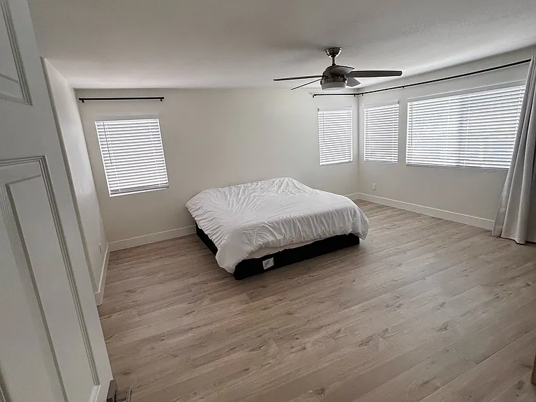 29896 Pinehurst Dr — Photo 11