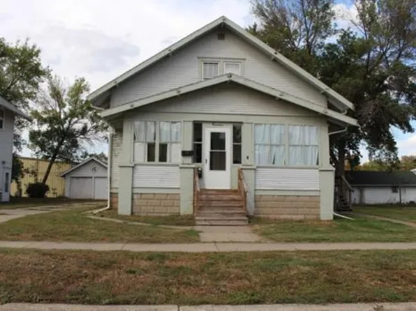 19 E 2nd St, Spencer, IA 51301