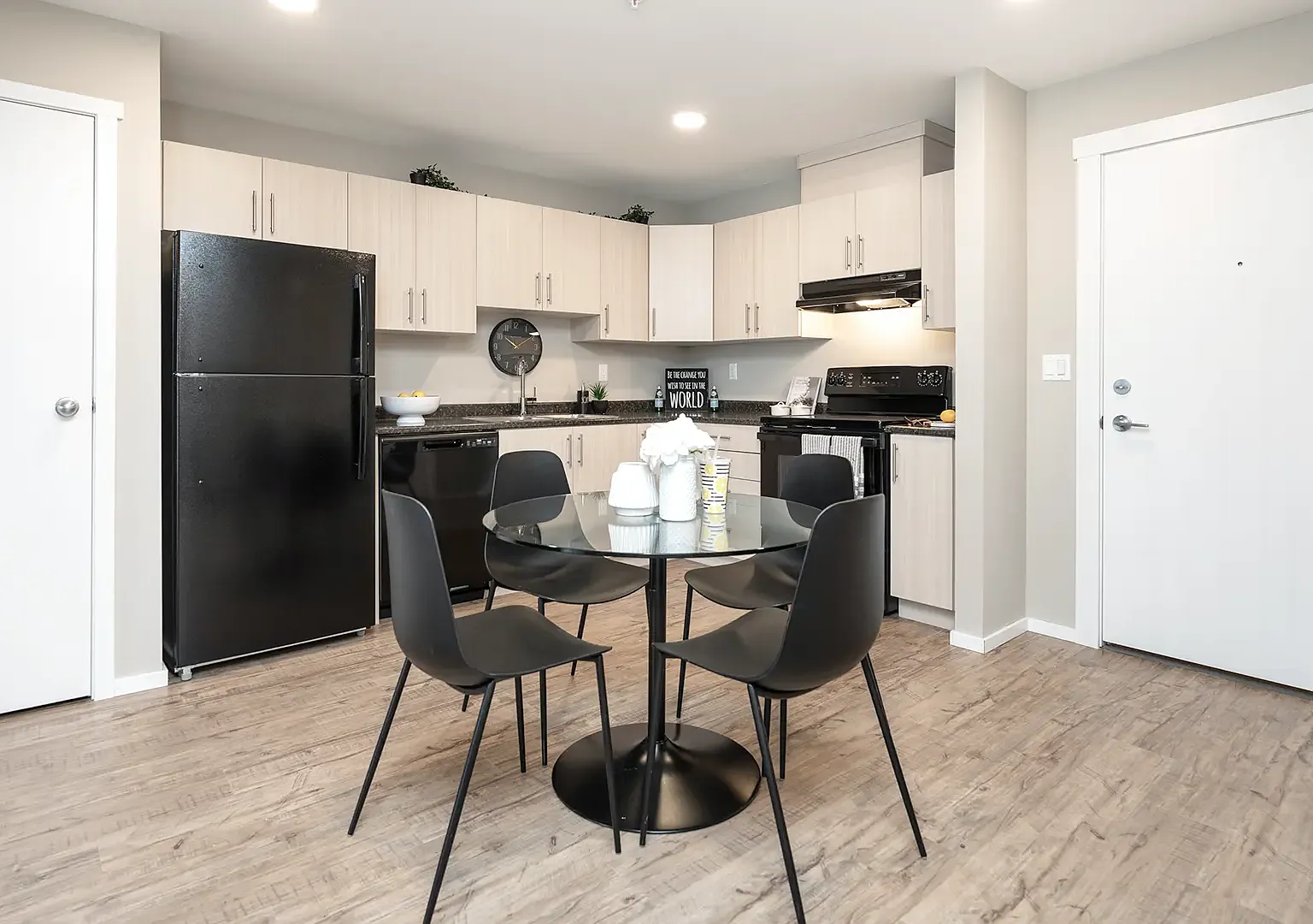 Highland Views Apartments — Photo 1