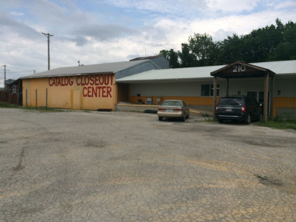 1st image of 210 N Osage Blvd