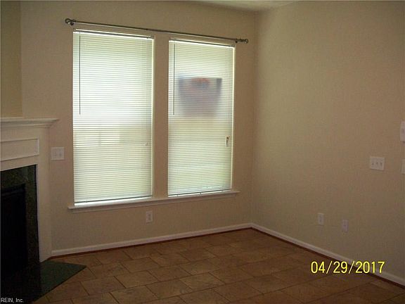 3rd image of 2254 Humphreys Dr